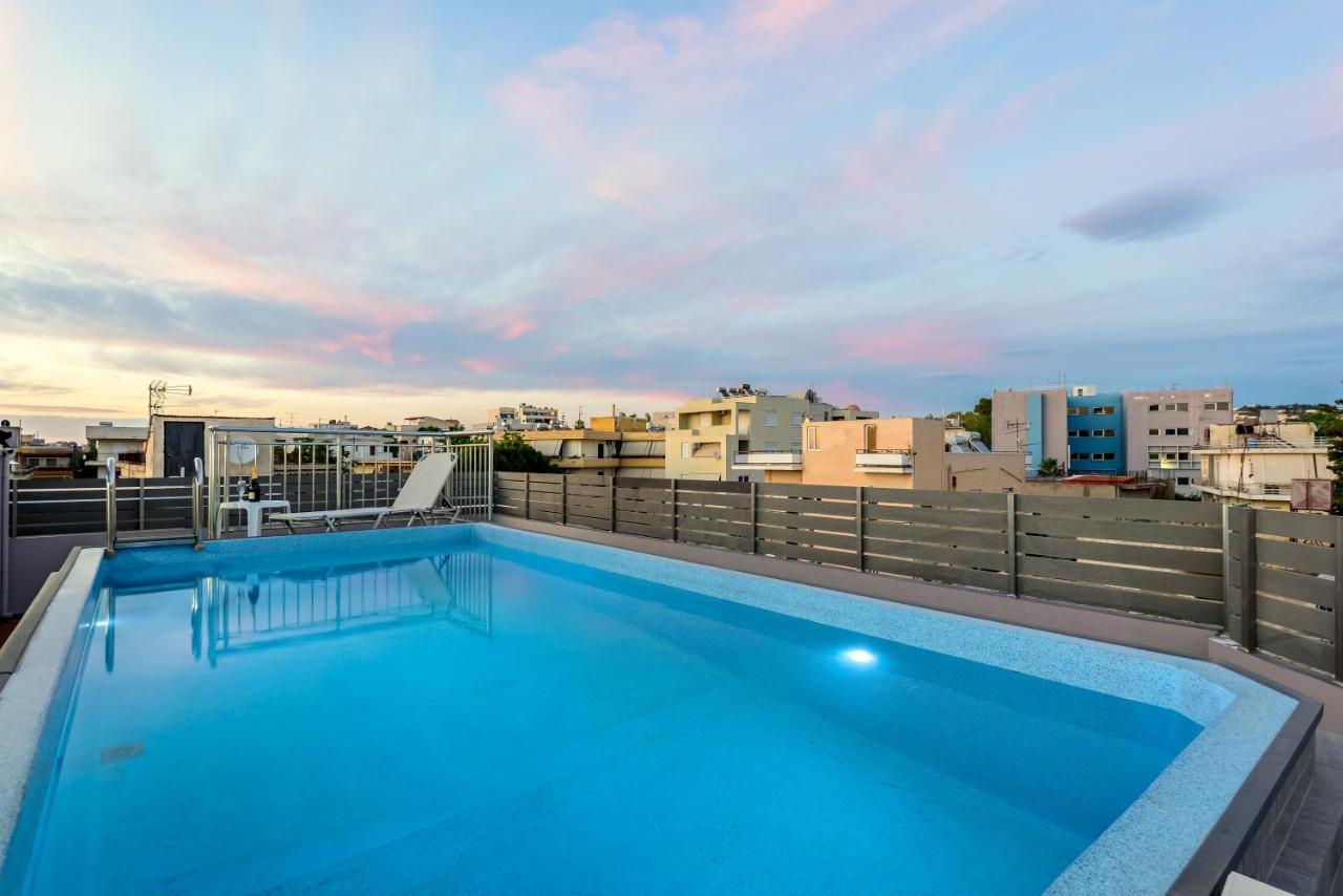 Luxury Villa In City Center With Rooftop Swimming Pool Hriszí Aktí Haniá Kültér fotó